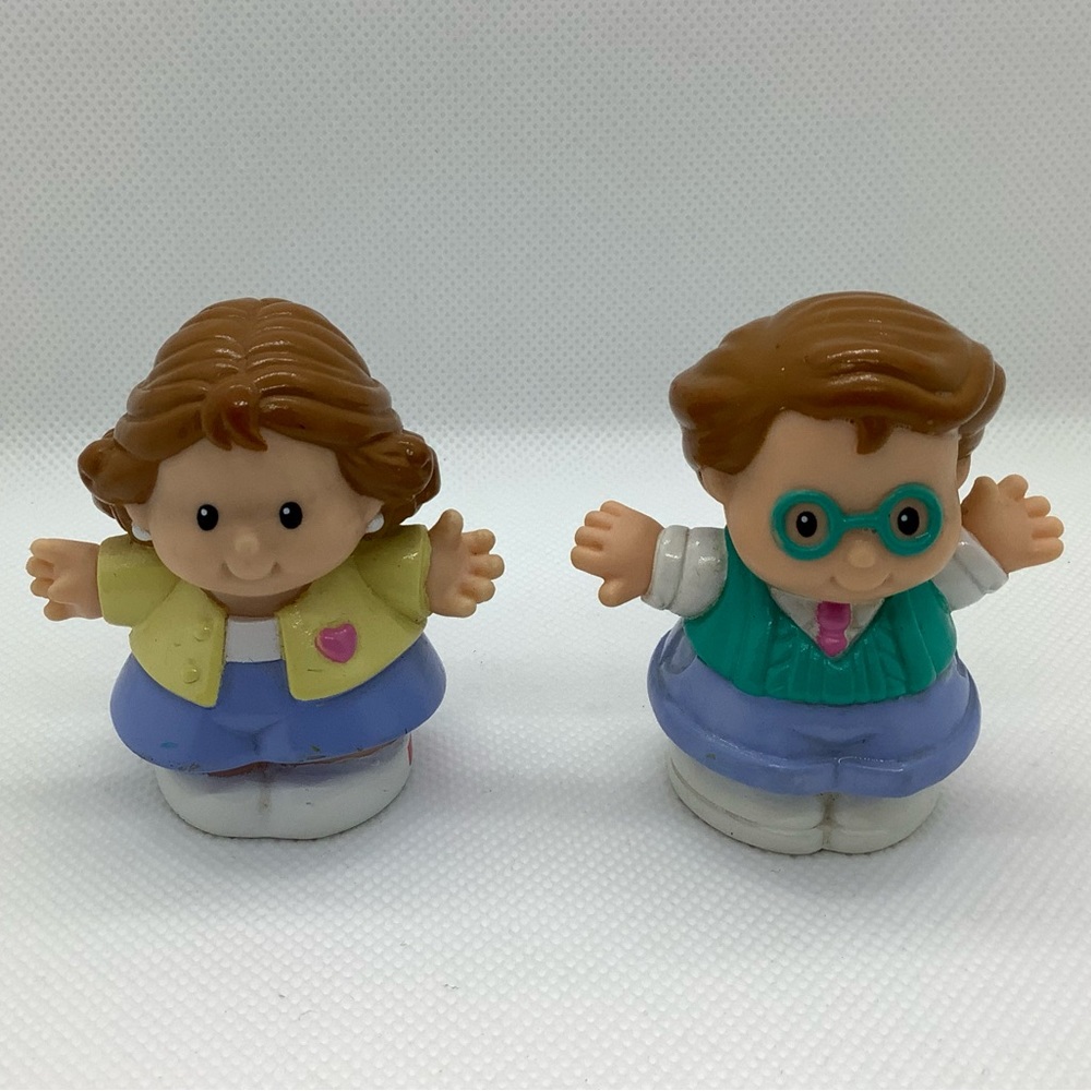 Vintage 1997 Fisher-Price Mom and Dad Two Piece Set
